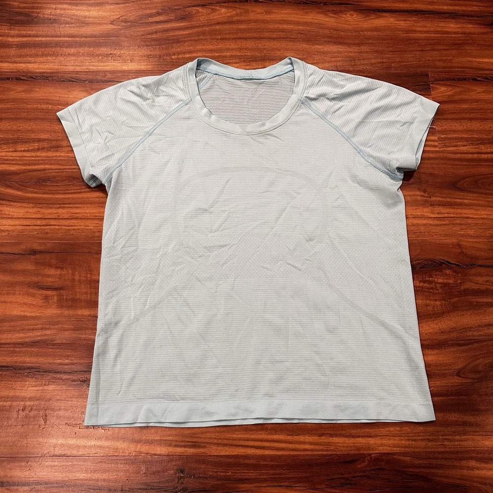 Lululemon Shirt Womens 8 Blue Swiftly Tech Short Sleeve Running Athletic Top